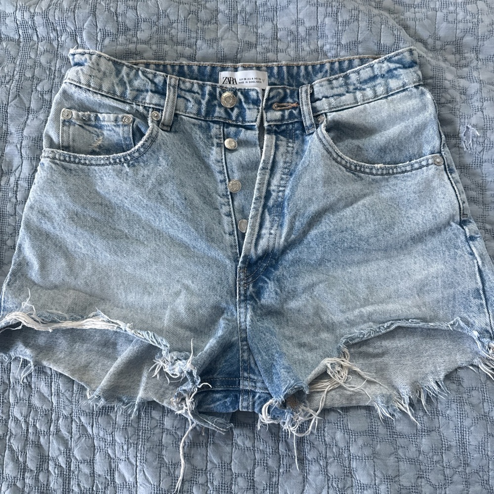 Zara Blue Jean Shorts Distressed Vintage Style